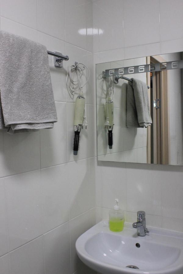Владивосток: Chernyahovskogo Apartments 5v