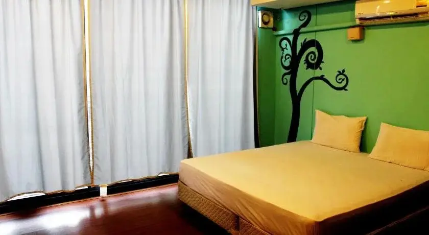 Бангкок: Rod Fai Fah Apartment