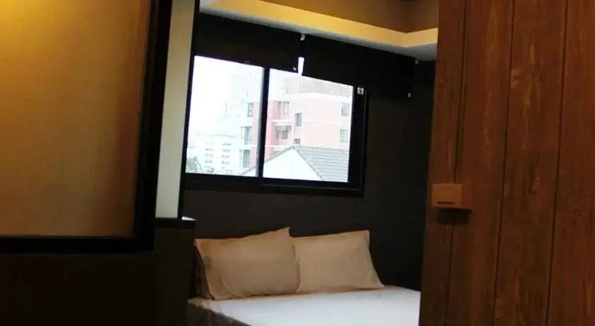 Бангкок: Rod Fai Fah Apartment