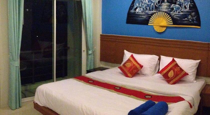 Кату: Dow Guesthouse