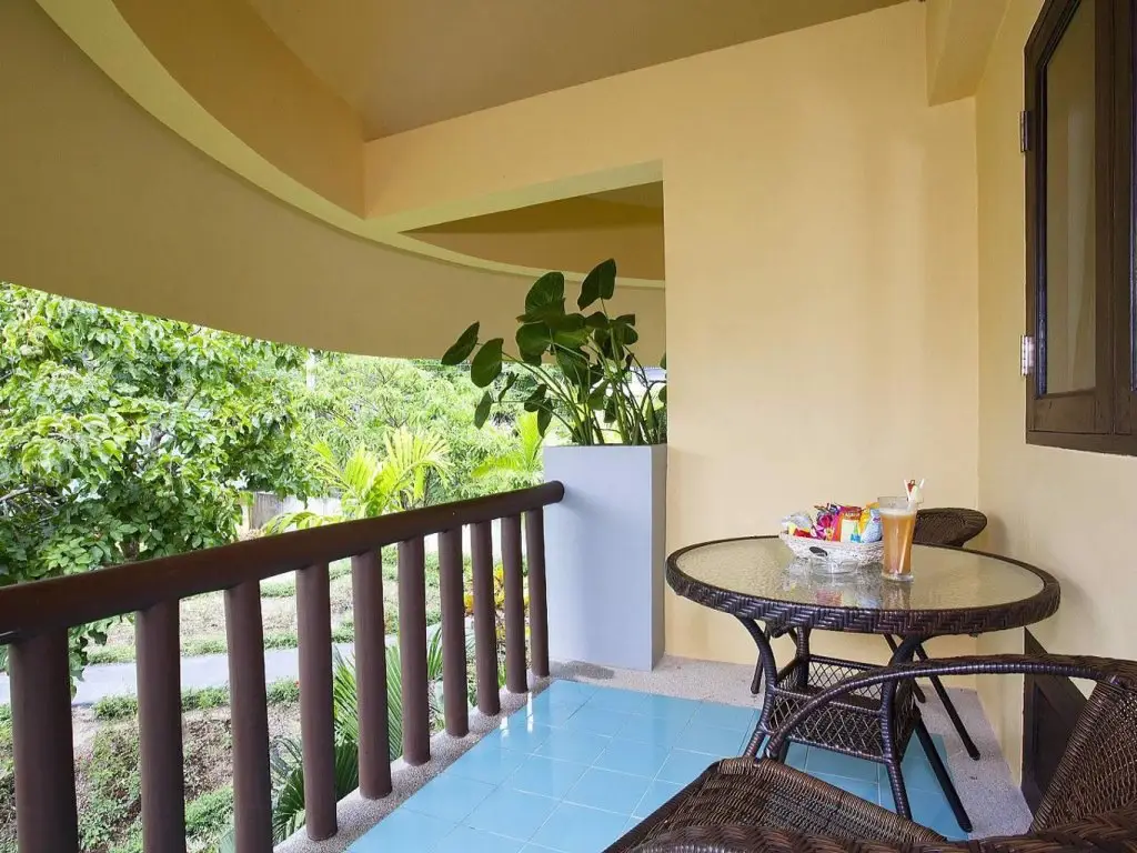 Краби: Krabi Beachfront Resort Oceanside Suite