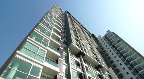 Бангкок: Leo Home @ Saphan Kwai