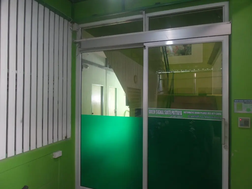 Паттайя: Green Signal Suite