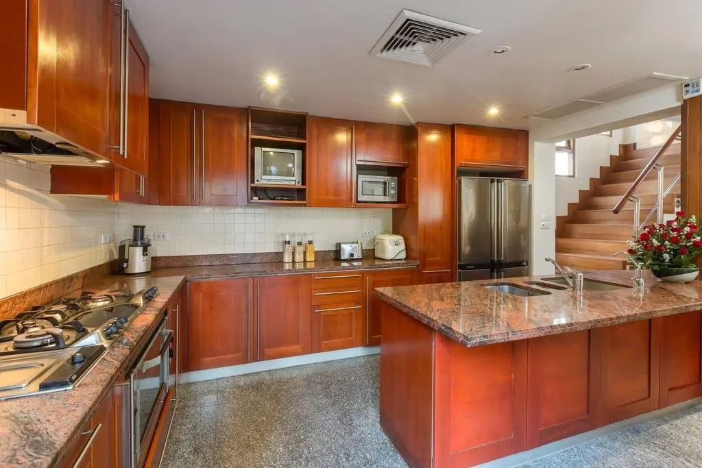 Кату: Kalim Beach House