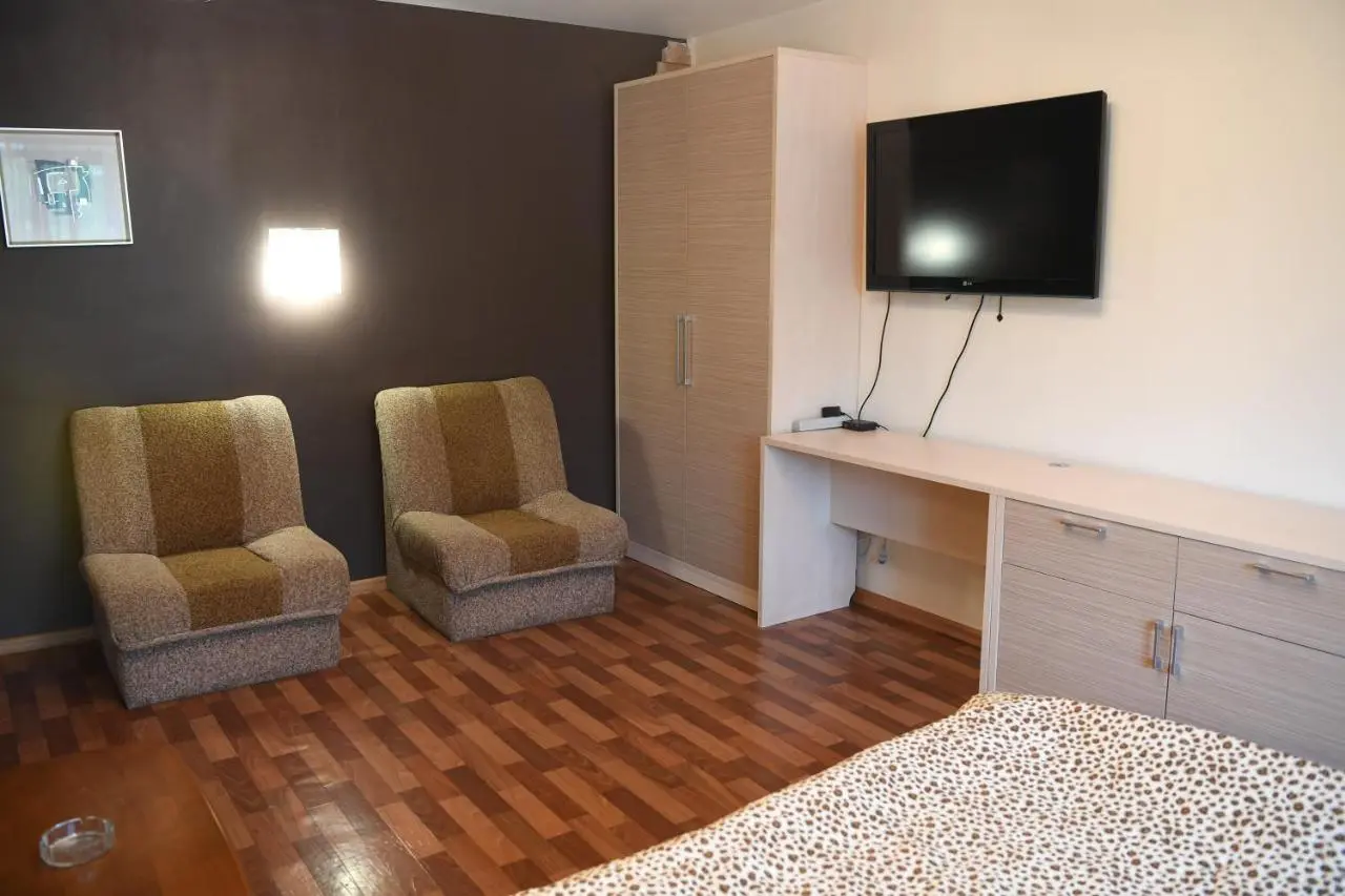 Владивосток: Apartments on Russkaya 87 Меблированные Комнаты