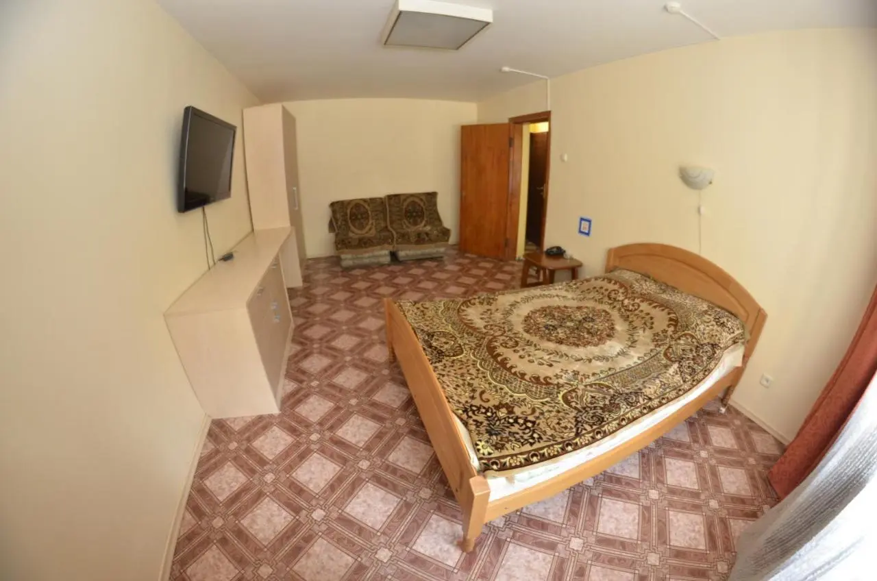 Владивосток: Apartments on Russkaya 87 Меблированные Комнаты