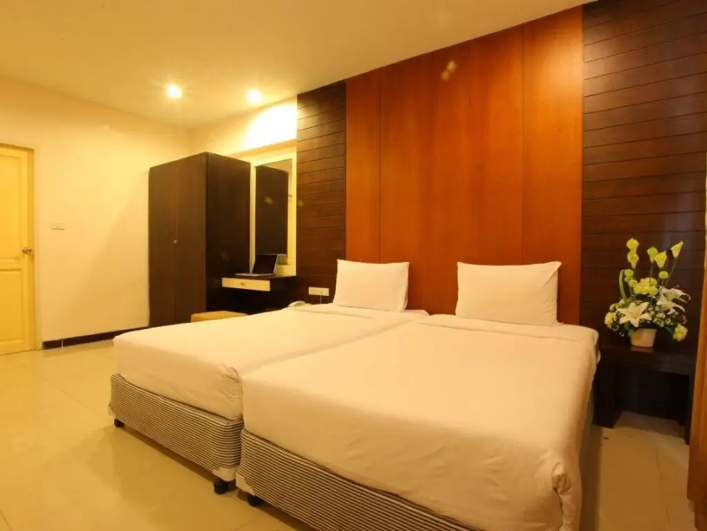 Бангкок: Tara Monte Hotel Pratunam