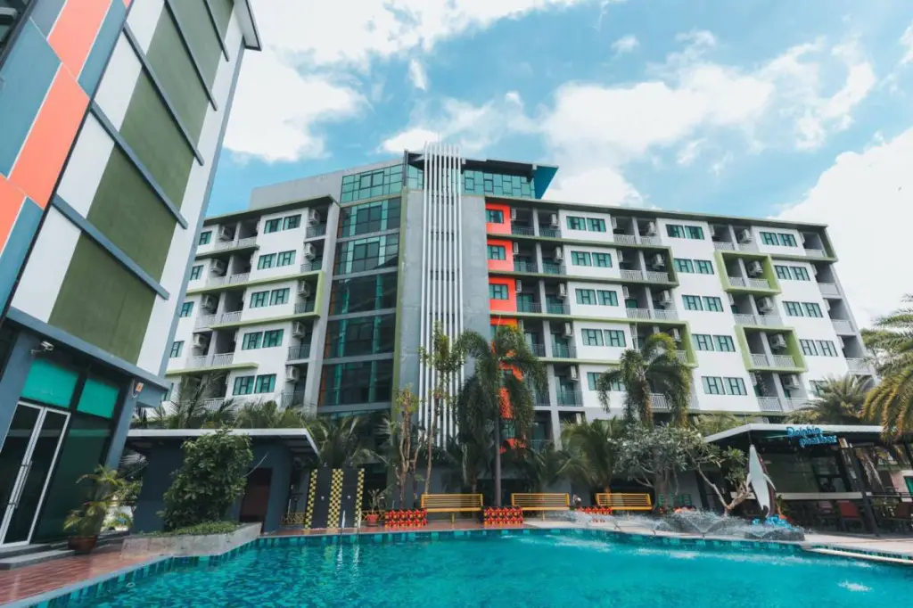 Паттайя: Lakkhana Poolside Resort