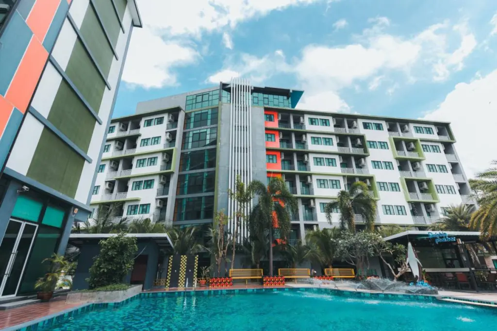 Паттайя: Lakkhana Poolside Resort