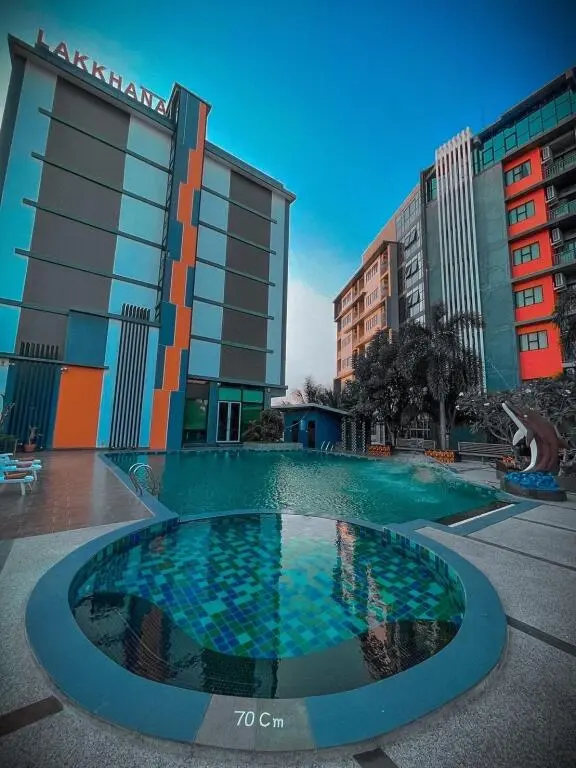 Паттайя: Lakkhana Poolside Resort