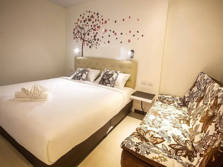 Накхонситхаммарат: MD Grand Hotel