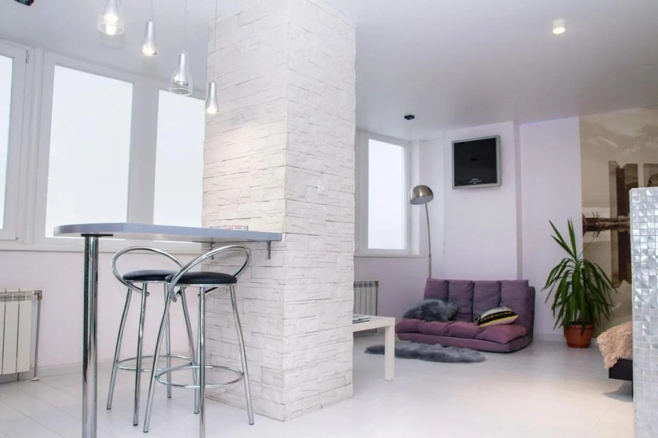 Владивосток: Apartments Zhigura 26