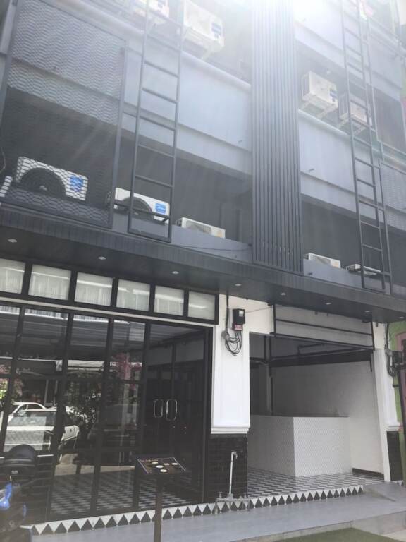 Кату: The Bed Hostel at Patong