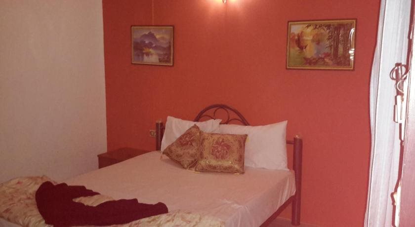 Кату: Cheap Rooms Guesthouse