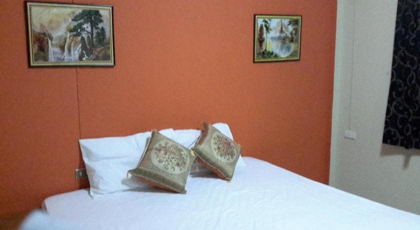 Кату: Cheap Rooms Guesthouse