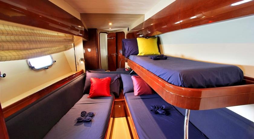 Муанг: Luxury Yacht IR1311