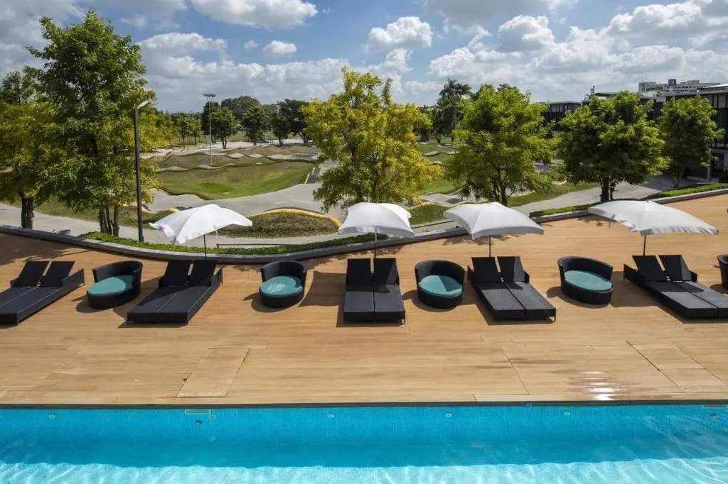 Араньяпратхет: The VELO'S hotel and BMX Pump Track