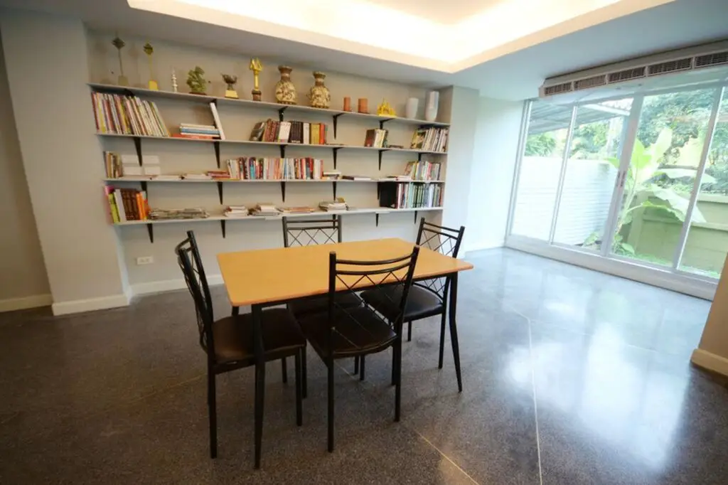 Бангкок: Resortel Lat Phrao 91