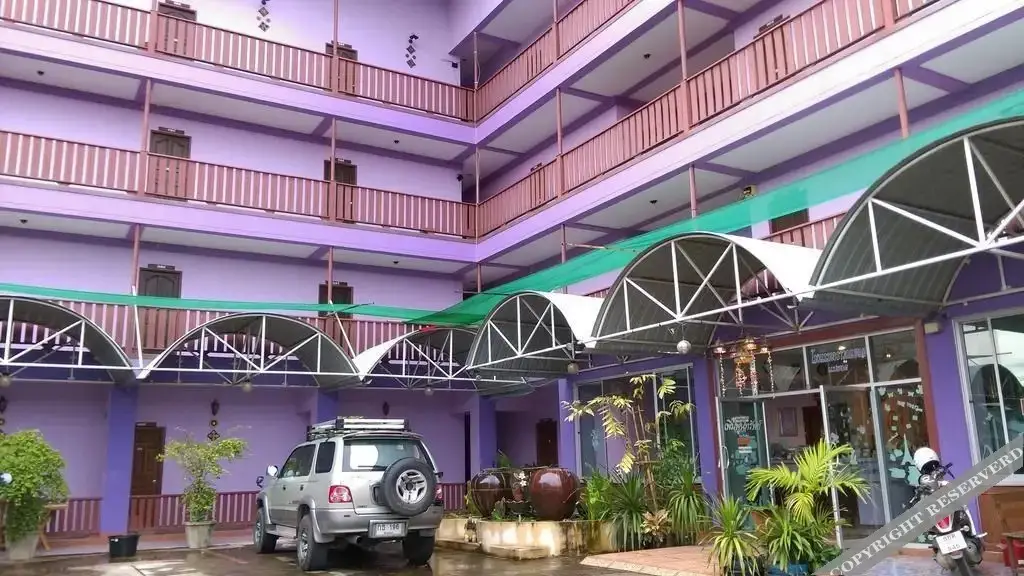 Мей-Сот: Erawan Place