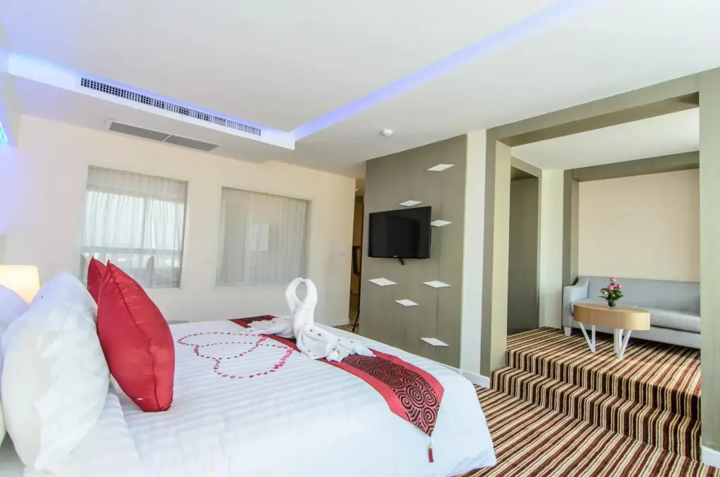 Накхонсаван: The Paradiso JK Design Hotel