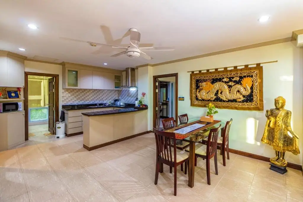 Муанг: Karon View Apartments