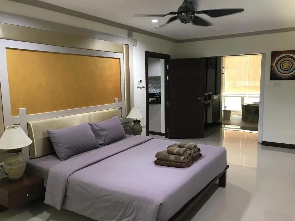 Karon View Apartments — фото 1