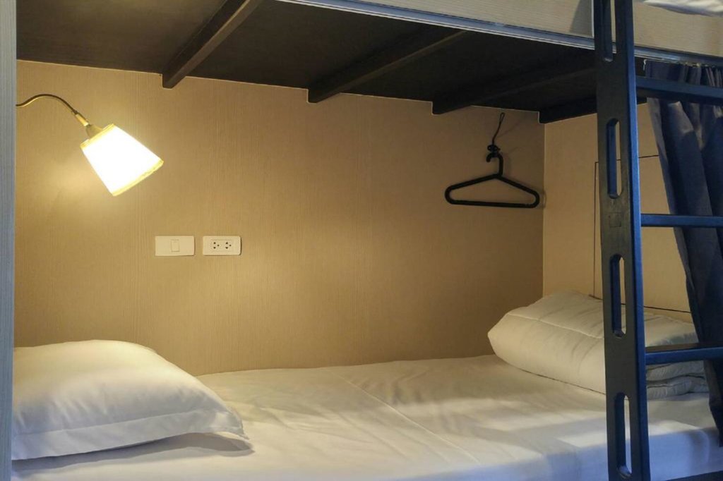 Хуахин: Rowhou8e Hostel Huahin