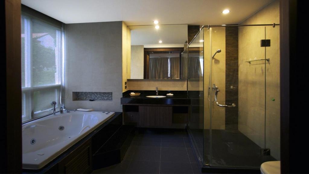 Муанг: Karon Suite Apartment