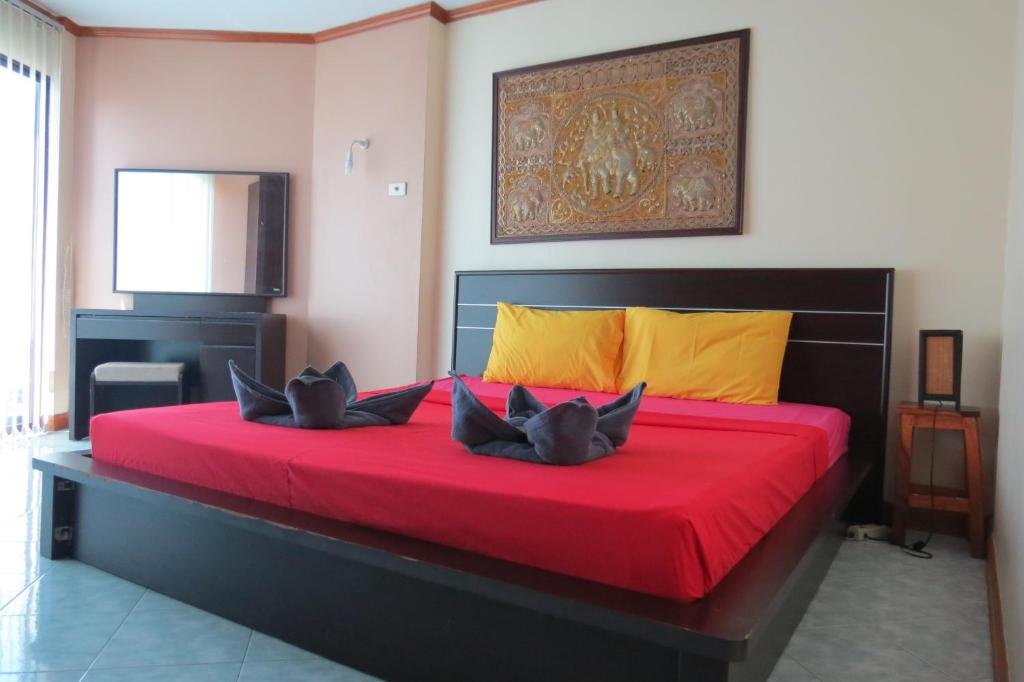 Паттайя: View Talay 2 Suite Apartments