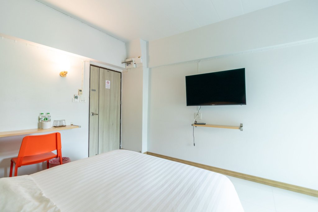 Бангкок: Living Naraa Place