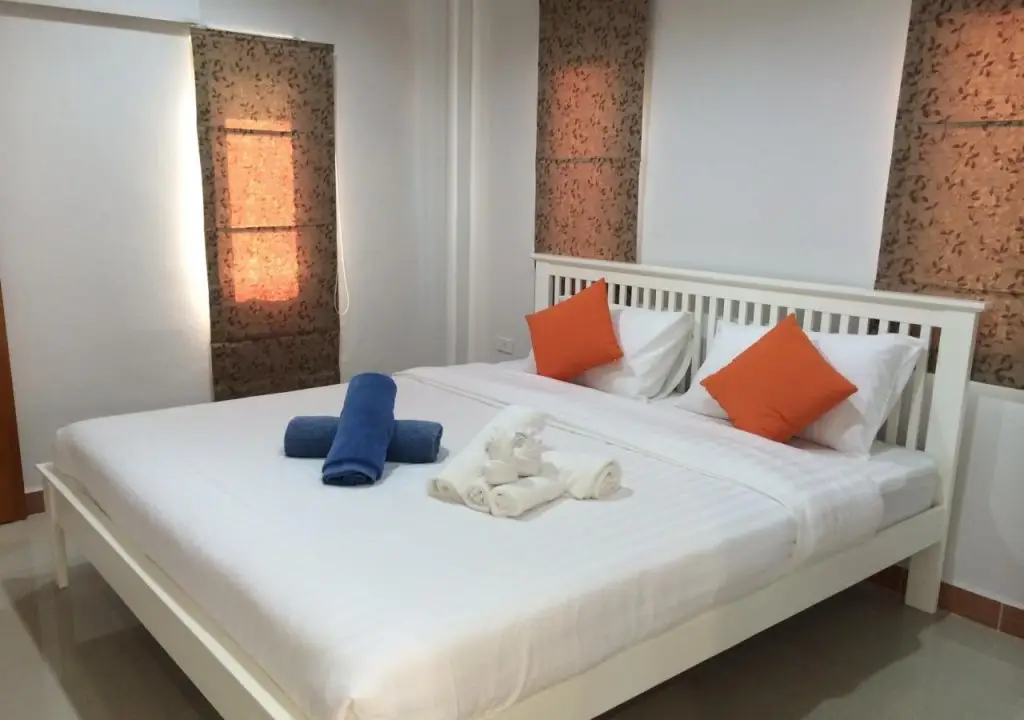 Тхаланг: Bangtao Local House Rental
