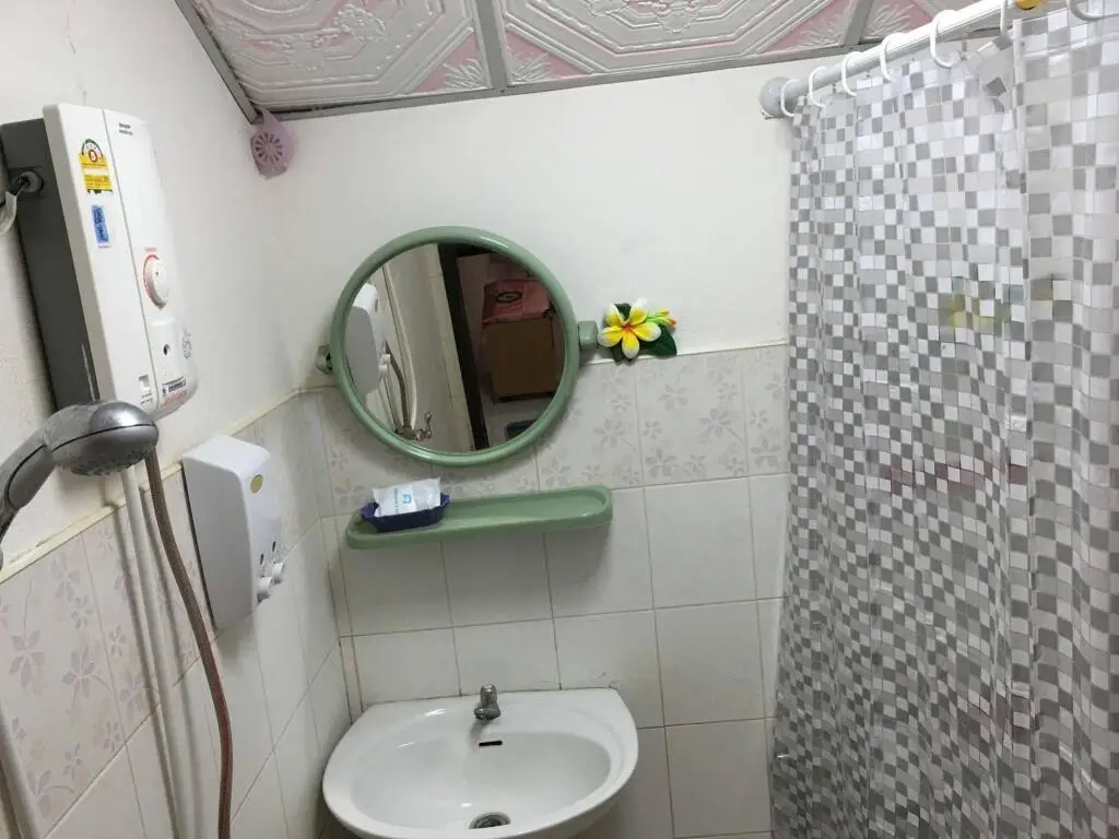 Чумпхэ: Pakasan Garden Home