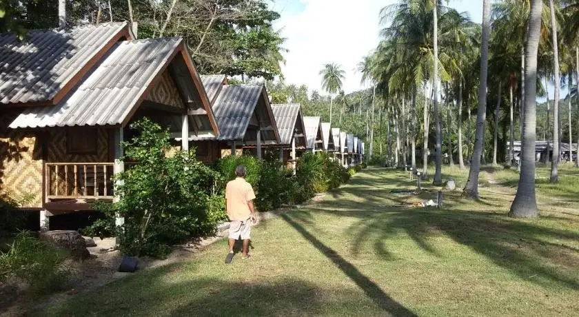 Ланта: Green Chilli Bungalows