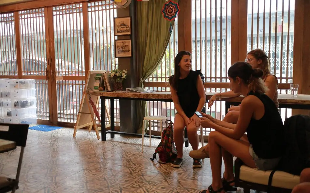 Бангкок: Nivas Siam Hostel