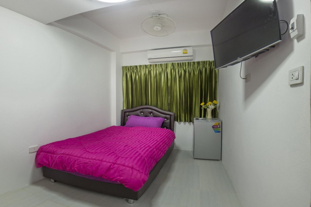 Паттайя: Kontiki Guesthouse