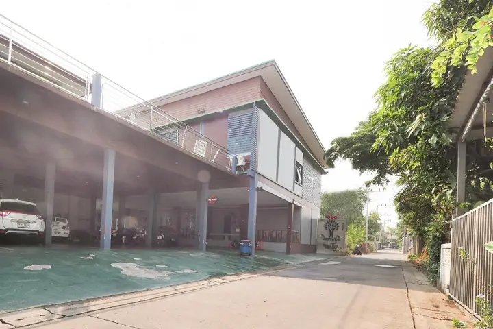 Кхлонг-Янг: Korat Buri Green Hotel