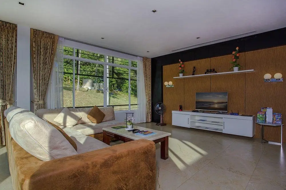 Муанг: Kata Horizon Villa B2