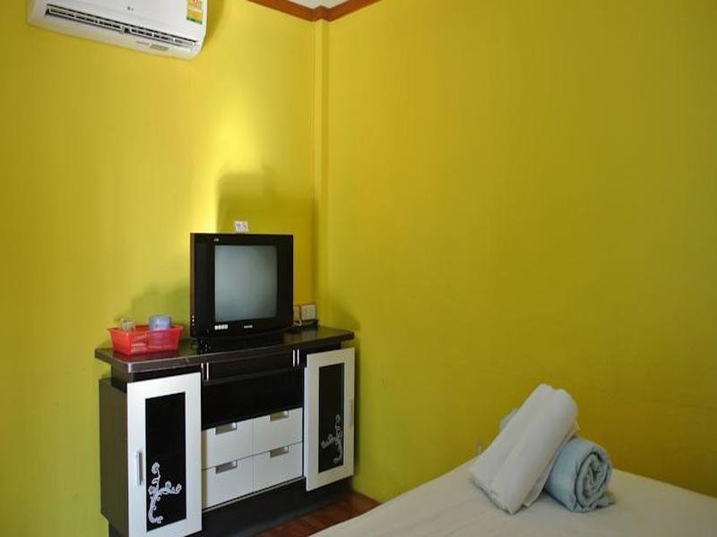 Чаам: Bungalow Narumon Cha am