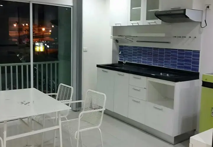 Чиангмай: The Y House