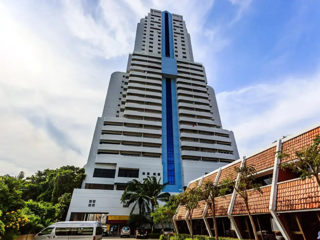 Patong Tower Apartment by Patong TC — фото 1