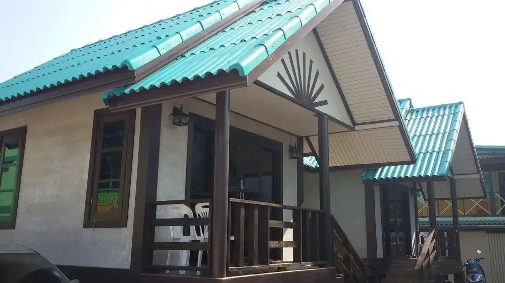 Банг-Саре: Ao Thai Bang Sare Resort