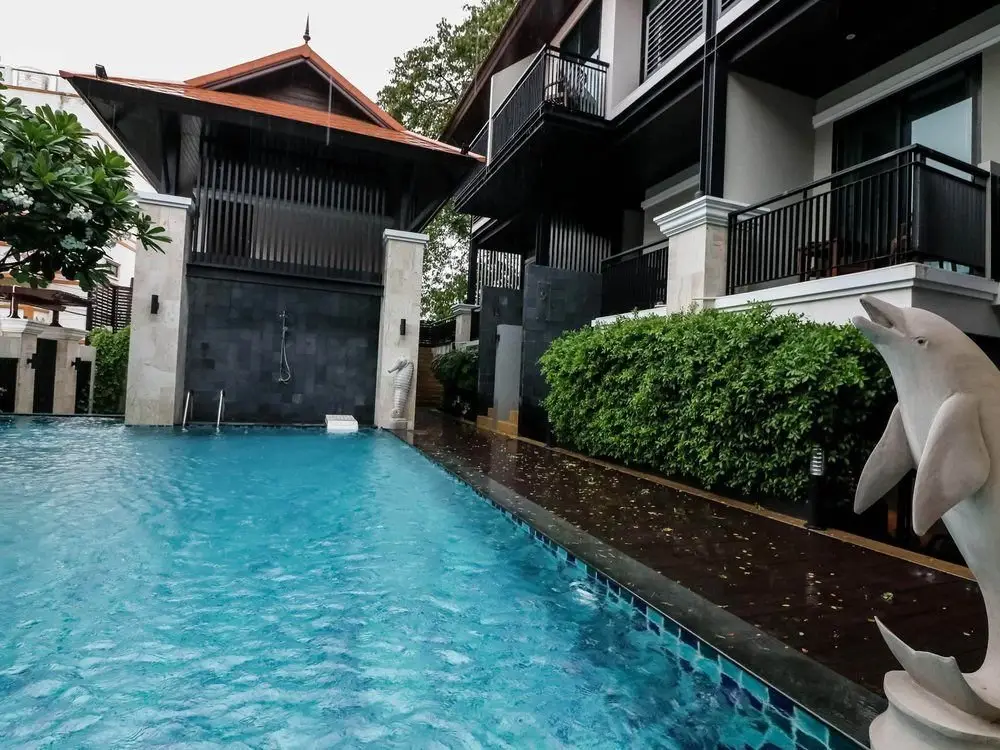 Бангкок: 曼谷奈达客房邦甲比卡塔尔队酒店(Nida Rooms Bang Kapi 246 Rajamangala)