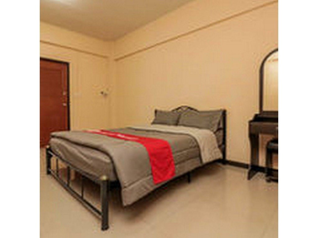 Бангкок: Nida Rooms Passion Ramindra Bangkaen