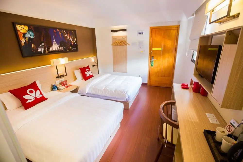 Чиангмай: ZEN Rooms Arak Road 7 Days Inn