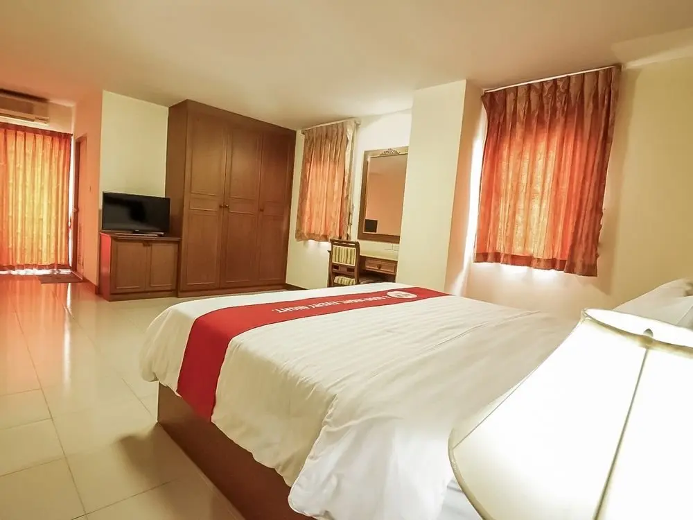 Бангкок: Nida Rooms Room Thetavee Suan Luang at Srinakarin Ville