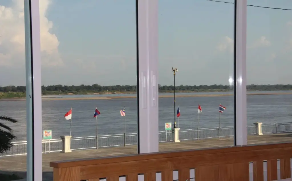 Тхат-Пханом: Thatphanom River View Hotel