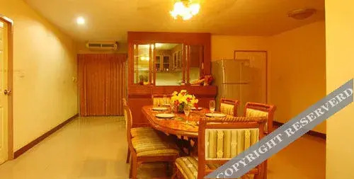 Бангкок: Omni Suites Apartment Hotel.
