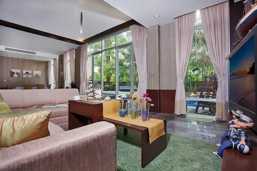 На Чом Тхиан: Jomtien Waree 2