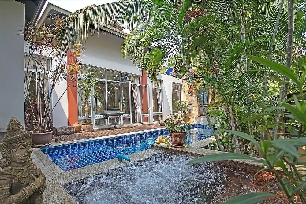 На Чом Тхиан: Jomtien Waree 2