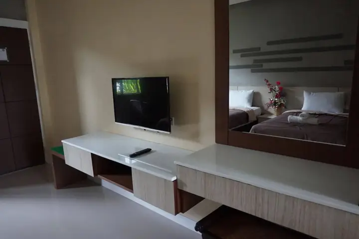 Рои Эт: Mila Garden Hotel
